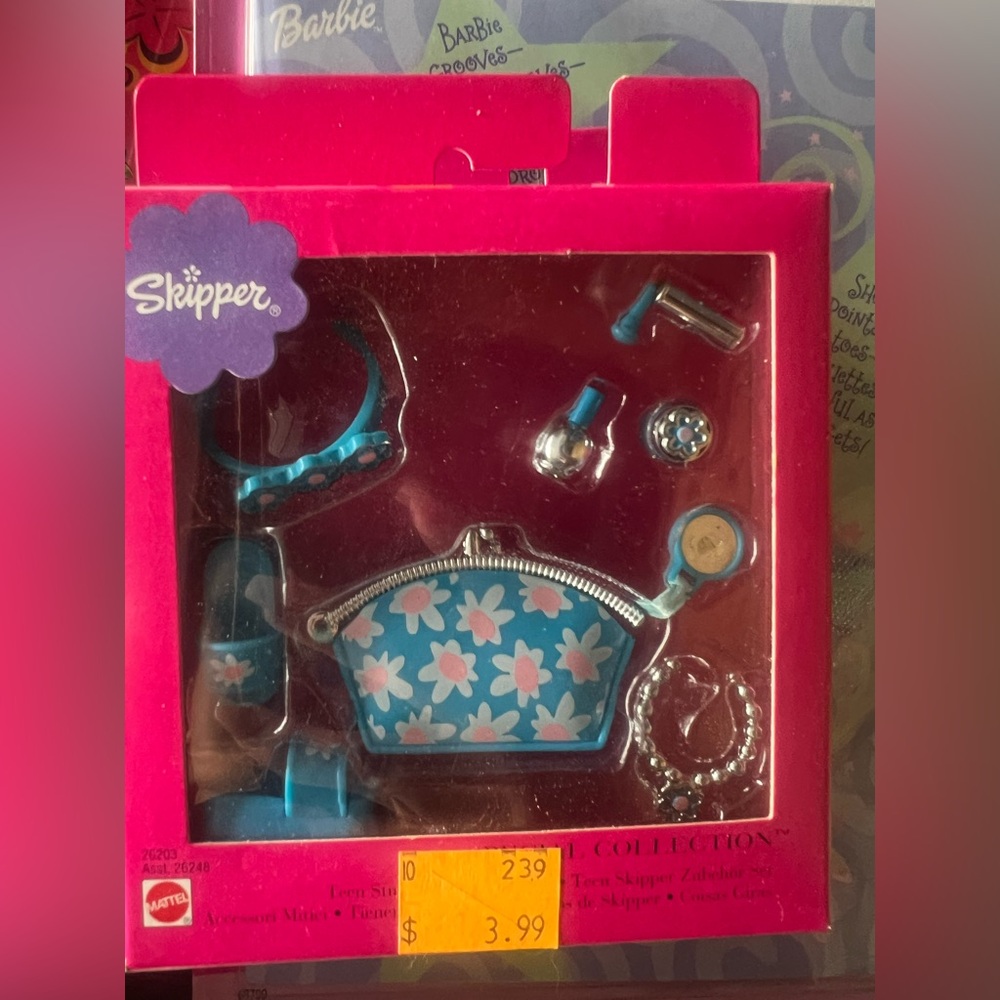 Skipper Blue Floral vintage accessories